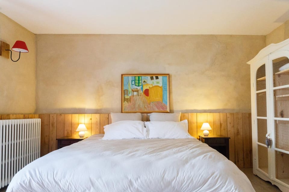 Double Room, Ground Floor (Garonne) | Blackout drapes, iron/ironing board (on request), individually decorated