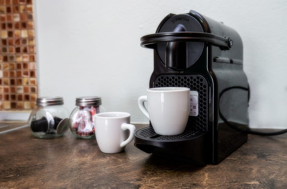 Studio, Non Smoking (3 Adults) | Coffee and/or coffee maker