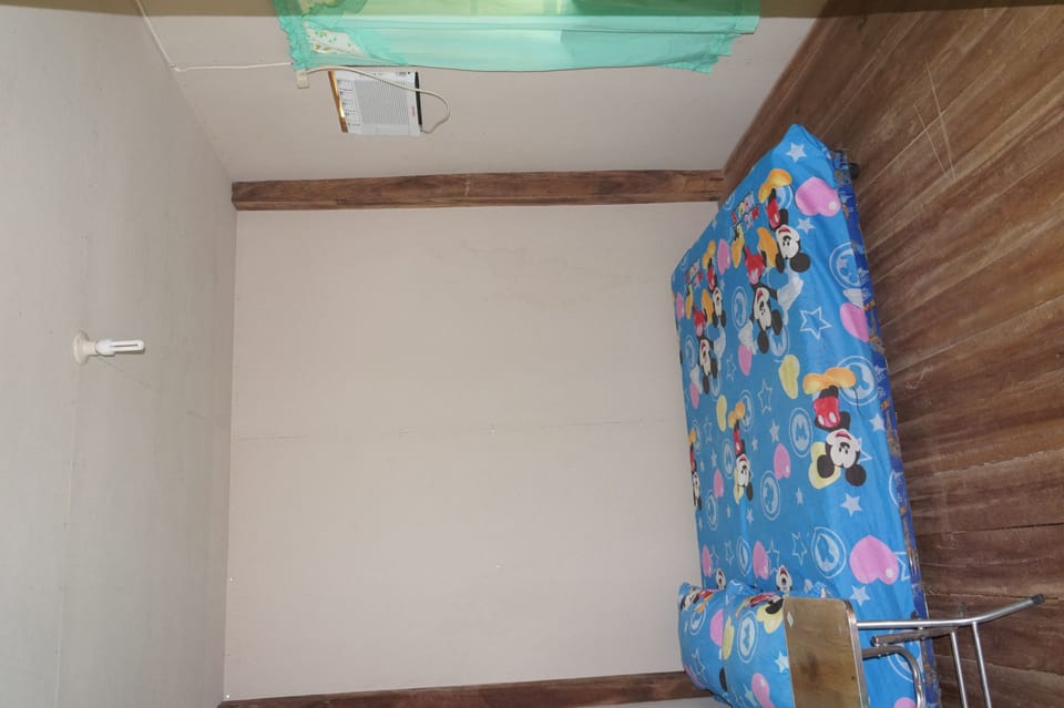 Standard Room | Bed sheets