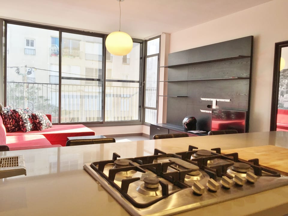 Luxury Townhome, 2 Bedrooms, Beachside | Private kitchen | Fridge, microwave, oven, stovetop