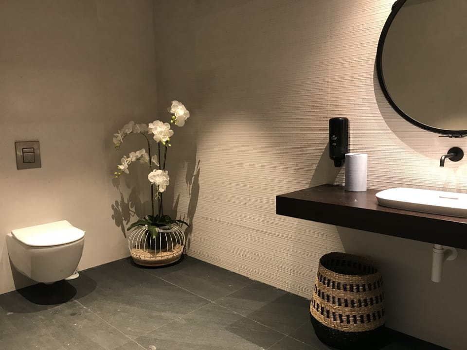 Deep soaking tub, rainfall showerhead