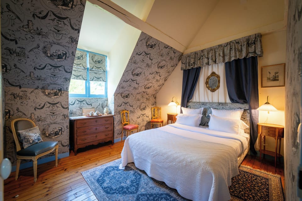 Double Room (Marie Antoinette) | Individually decorated, individually furnished, blackout drapes