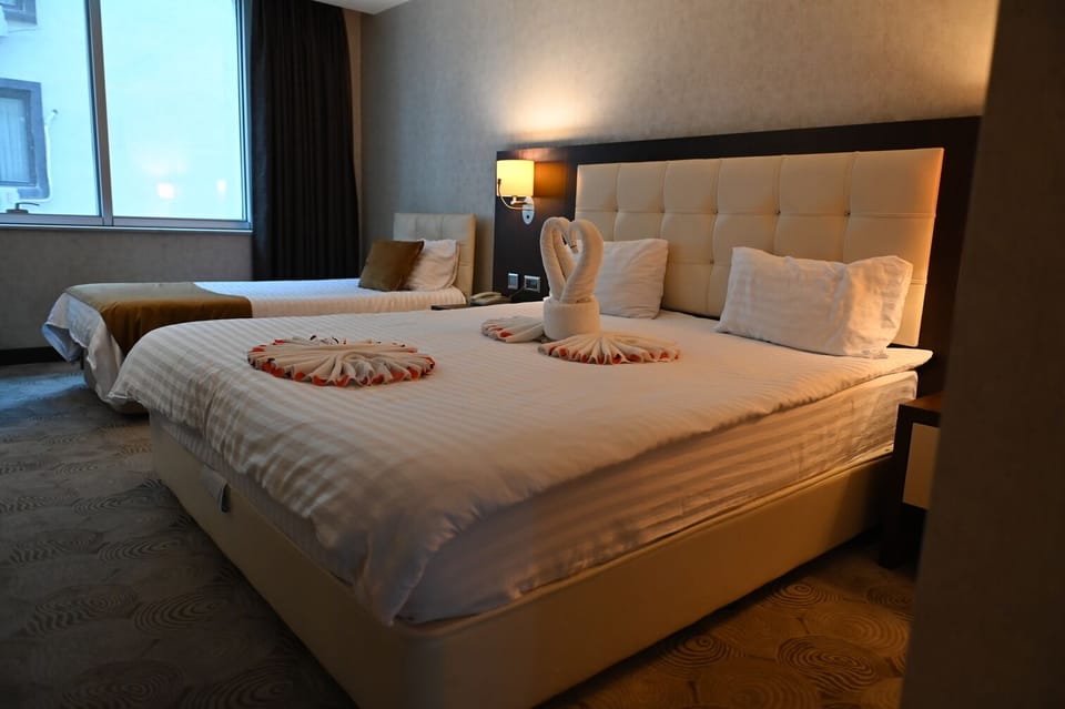 Classic Twin Room | In-room safe, soundproofing, WiFi (free), bed sheets