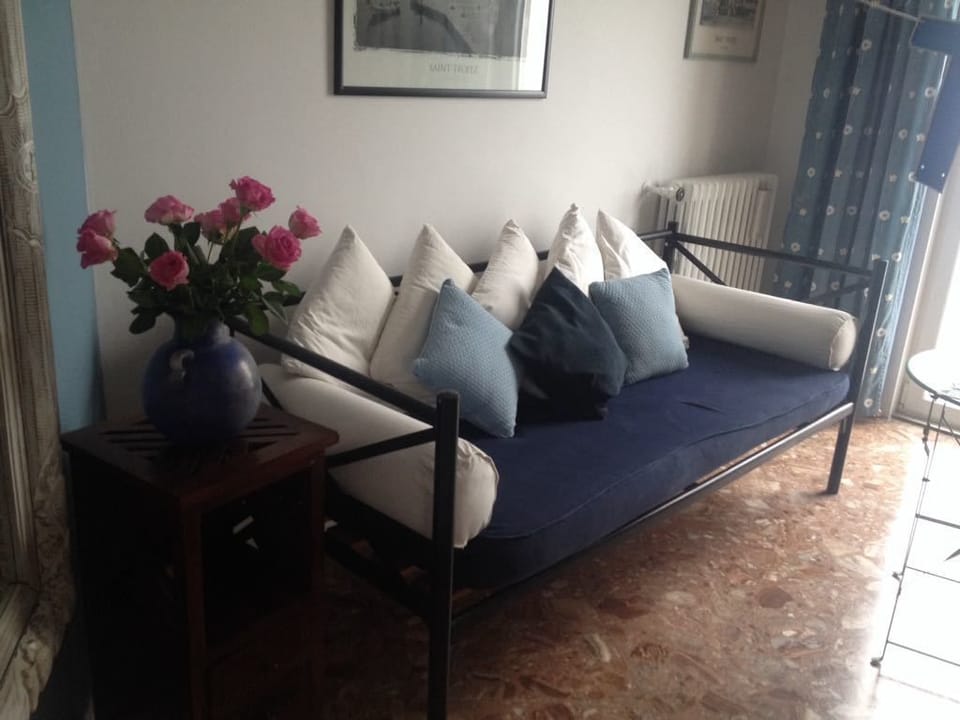 Panoramic Studio, 1 King Bed, Kitchen, Sea View | Extra beds
