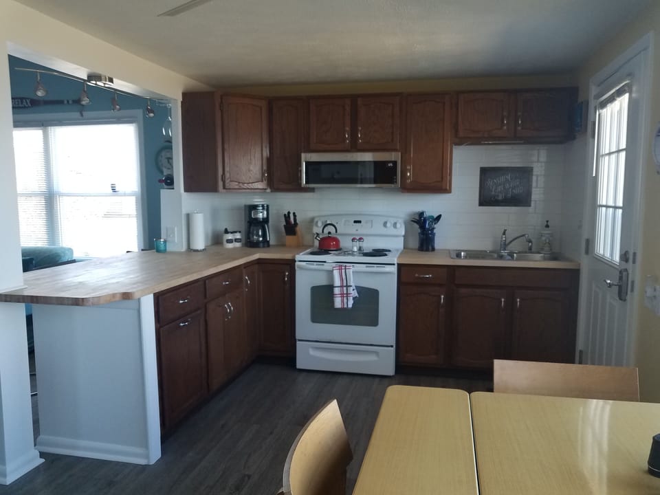 Fully equipped kitchen