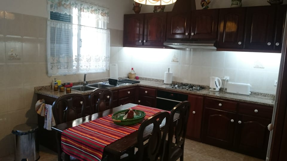 Eat in Kitchen