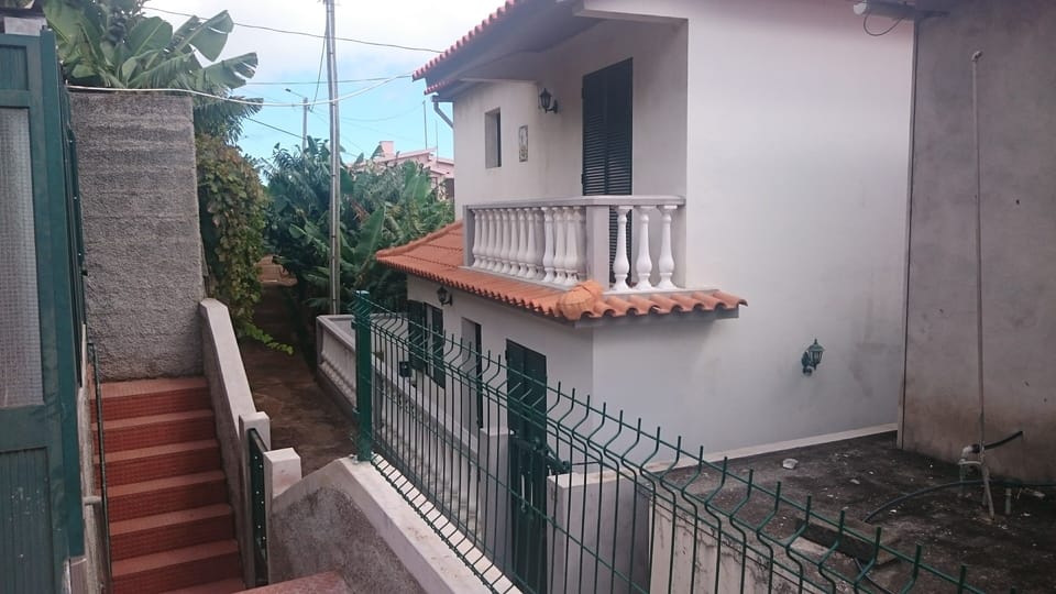 View of house from driveway
