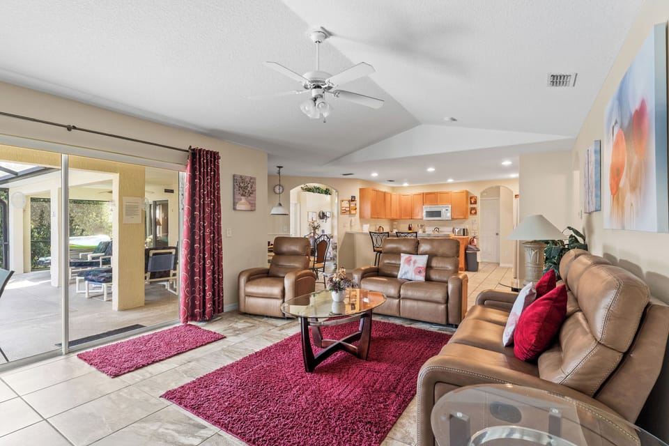 Family room with an extremely comfortable sofa set