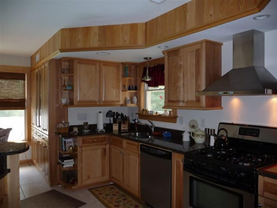 Fully-Equipped Kitchen