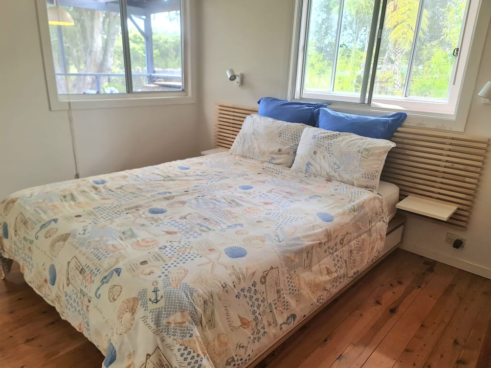 Bedroom 2 Queen water view