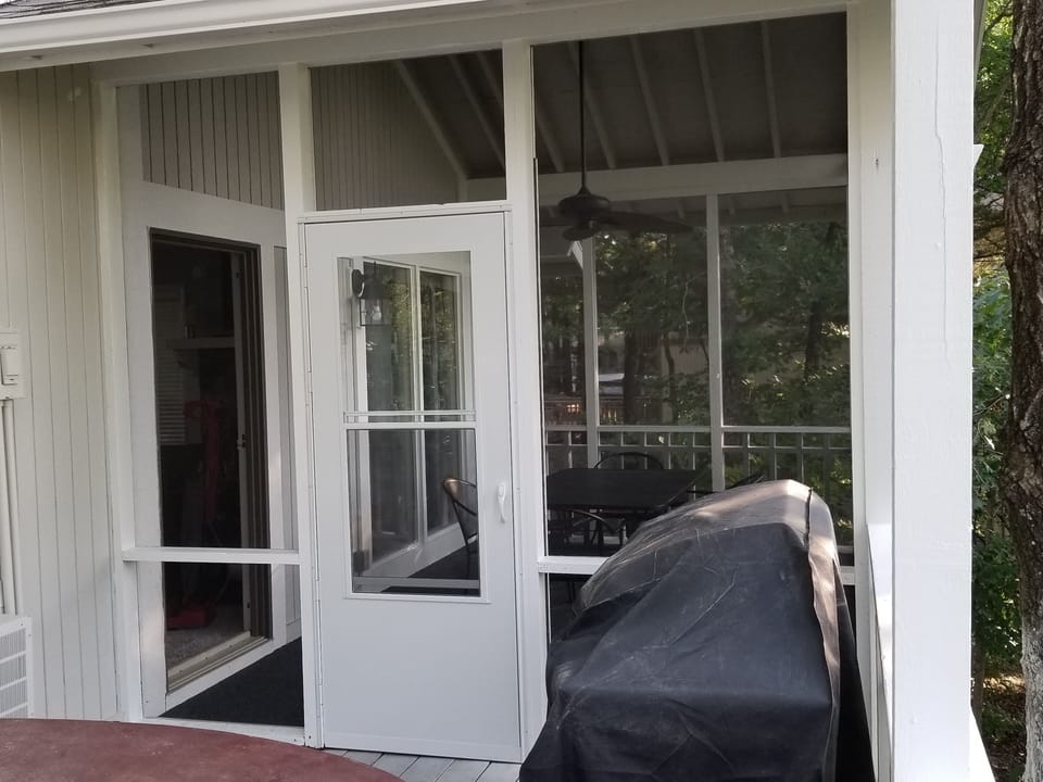 Main Level Screened Porch