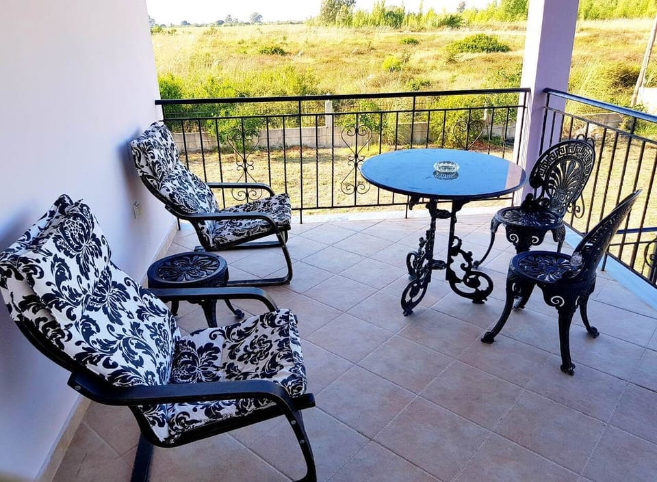 front balcony