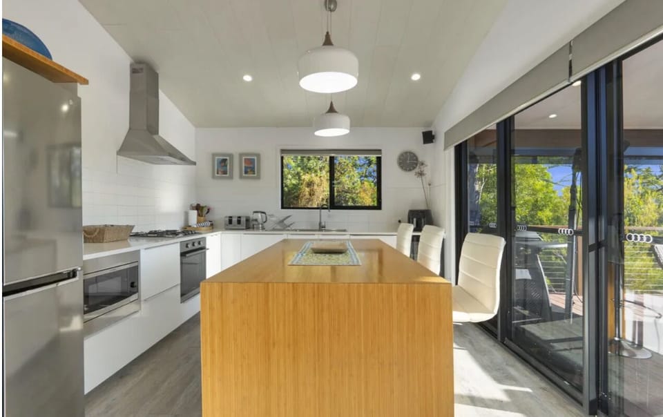 Kitchen (2)