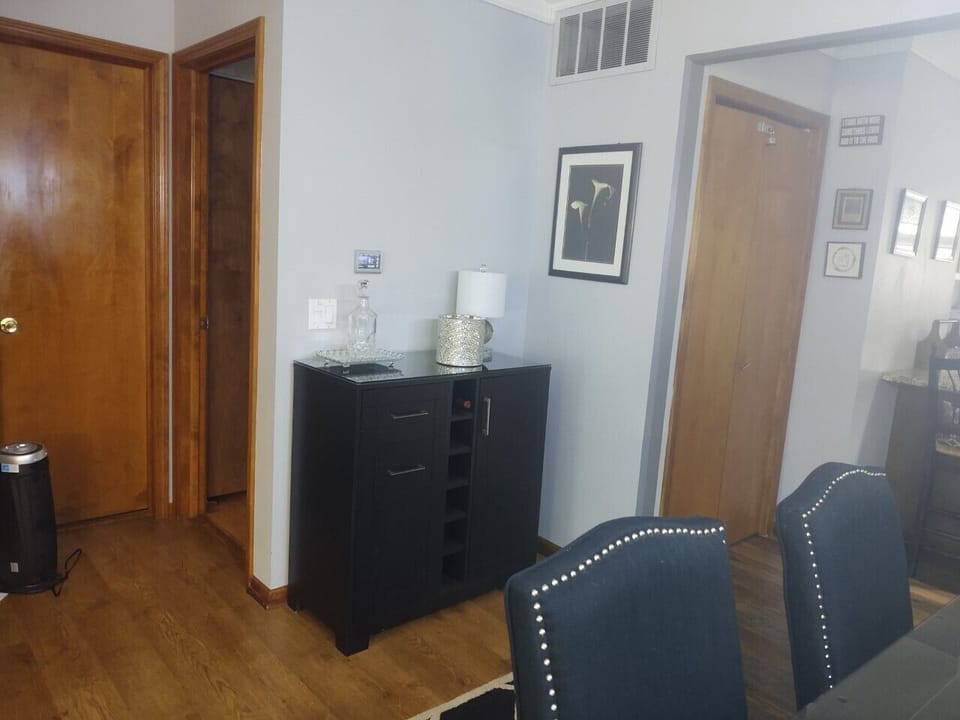 BVERAGE/ BAR  AREA