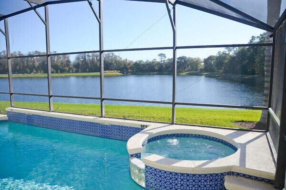 South Facing Lake Front View Pool/SPA