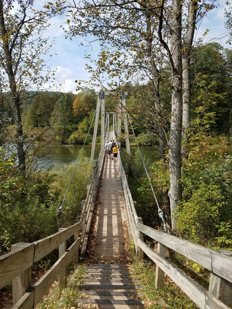 swinging bridge over manistee river hodenplyl Damn 