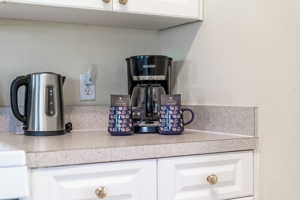 Well-equipped kitchen