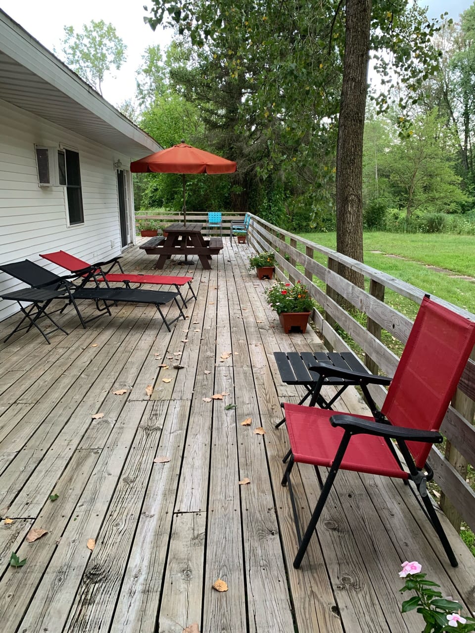 Wrap around deck 