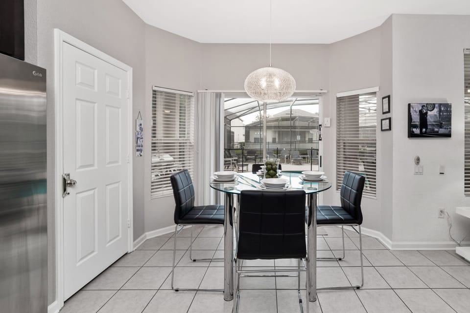 Breakfast Nook