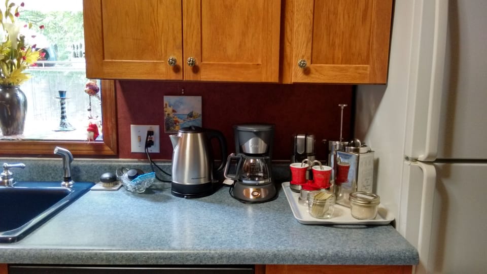 Diverse coffee station with something for everyone.  Plenty of tea as well. 
