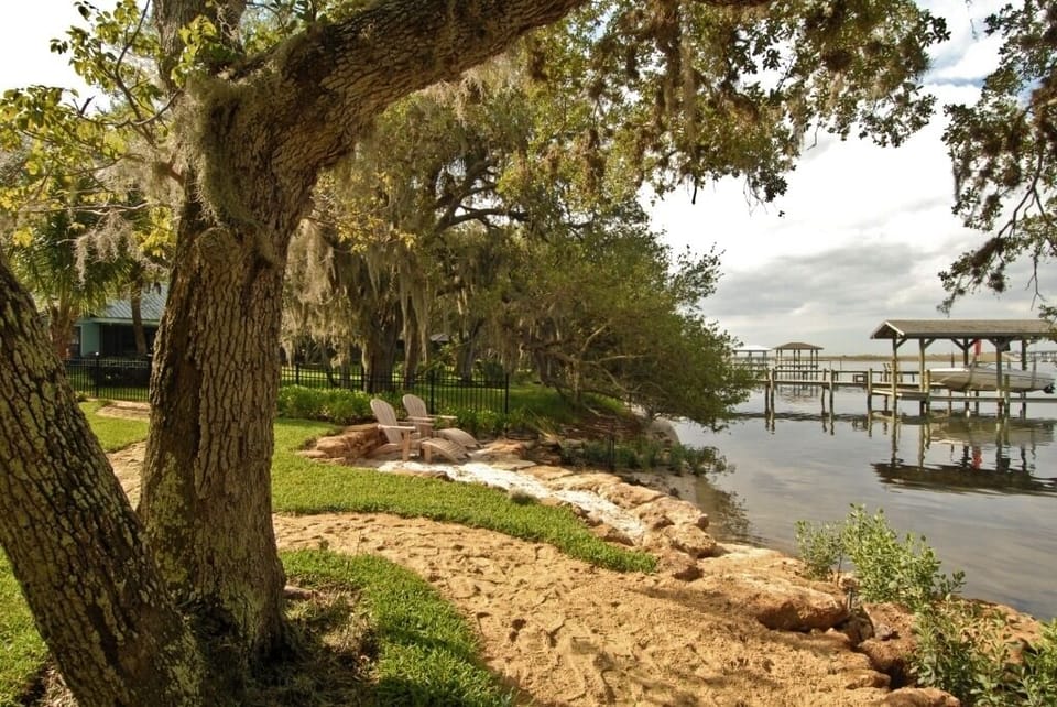 Beach Area on Intercoastal