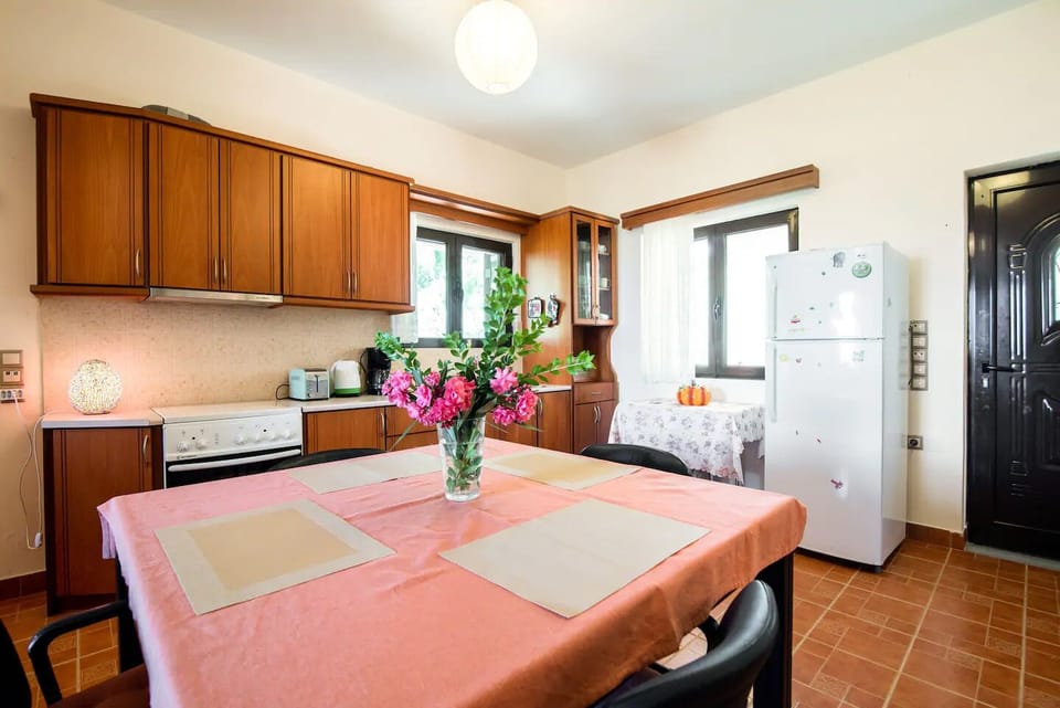 Dinning table