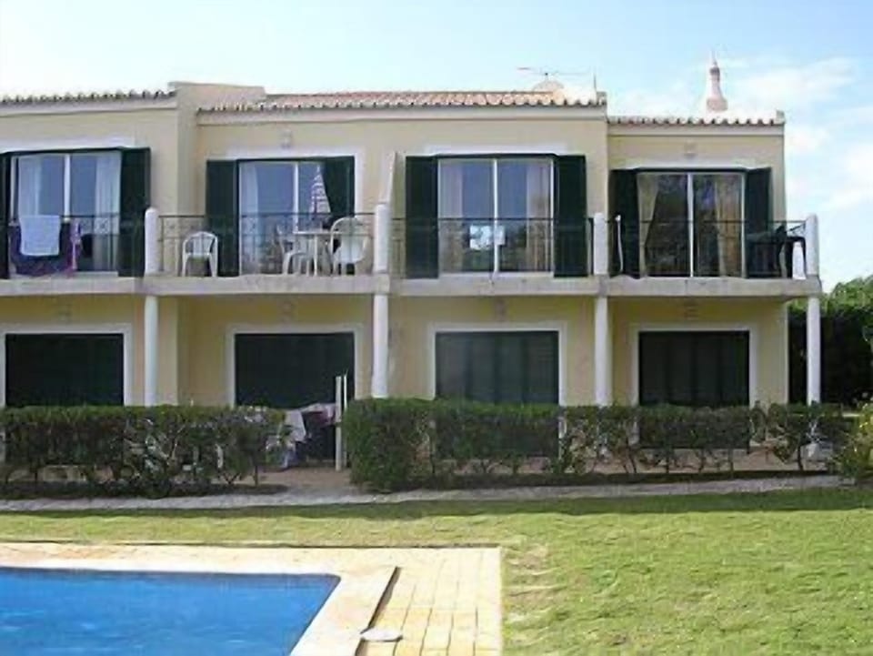 First floor end apartment with balcony