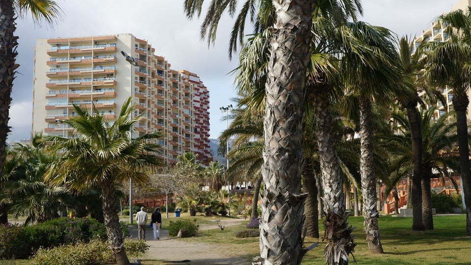 View from the beach to the Tamarindos Apartments