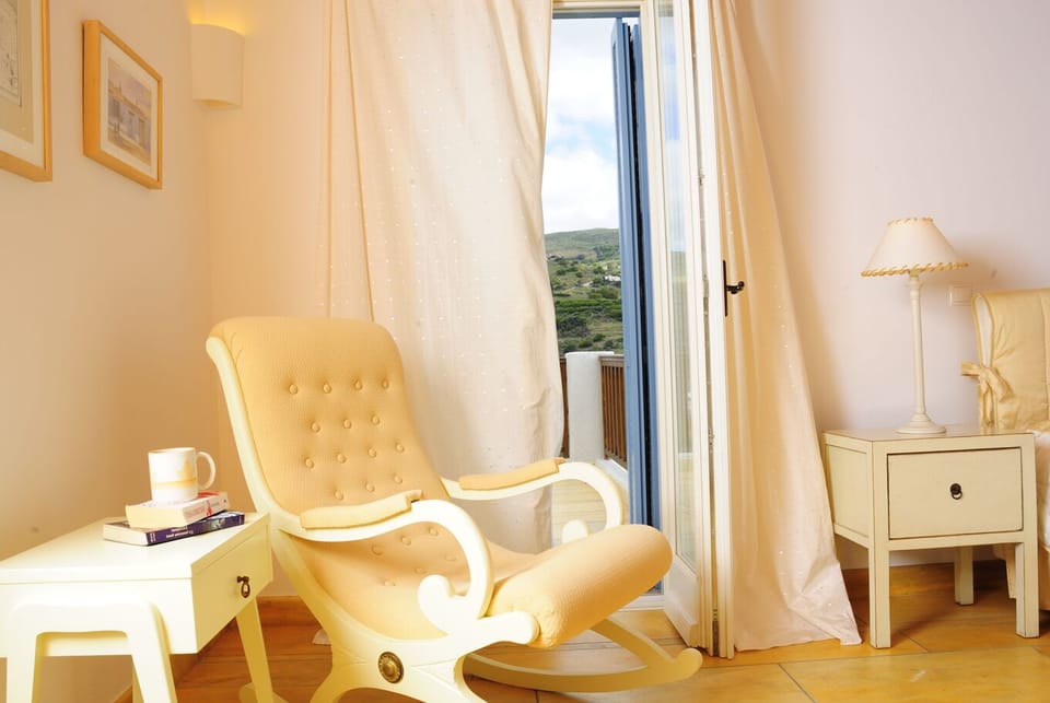 Extraordinary luxury furniture