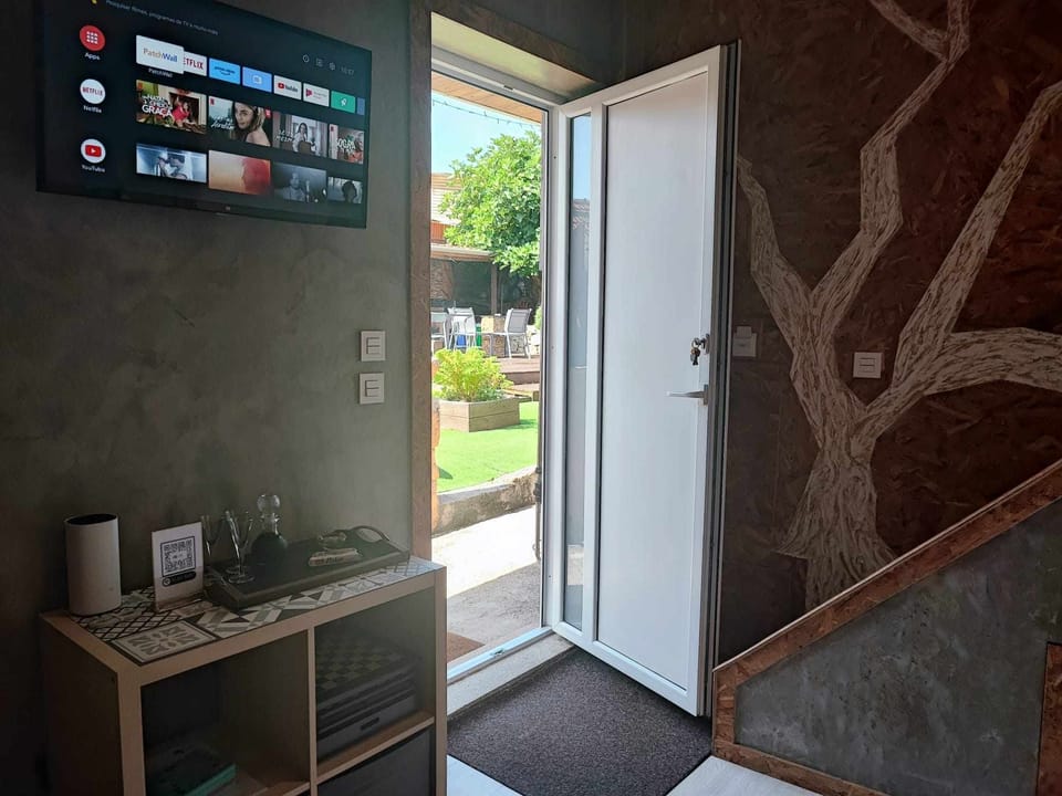 TV and multimedia,View (from property/room)
