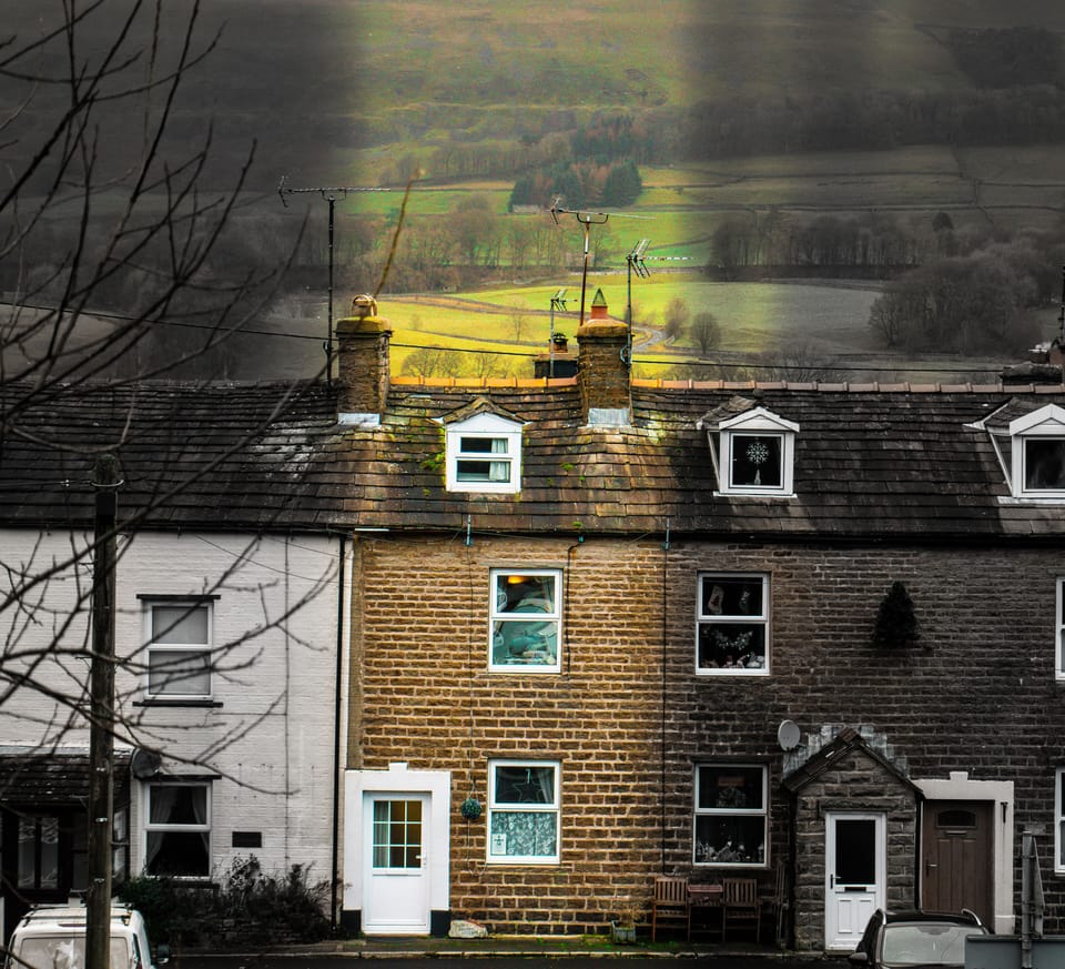 Mid- terrace with views