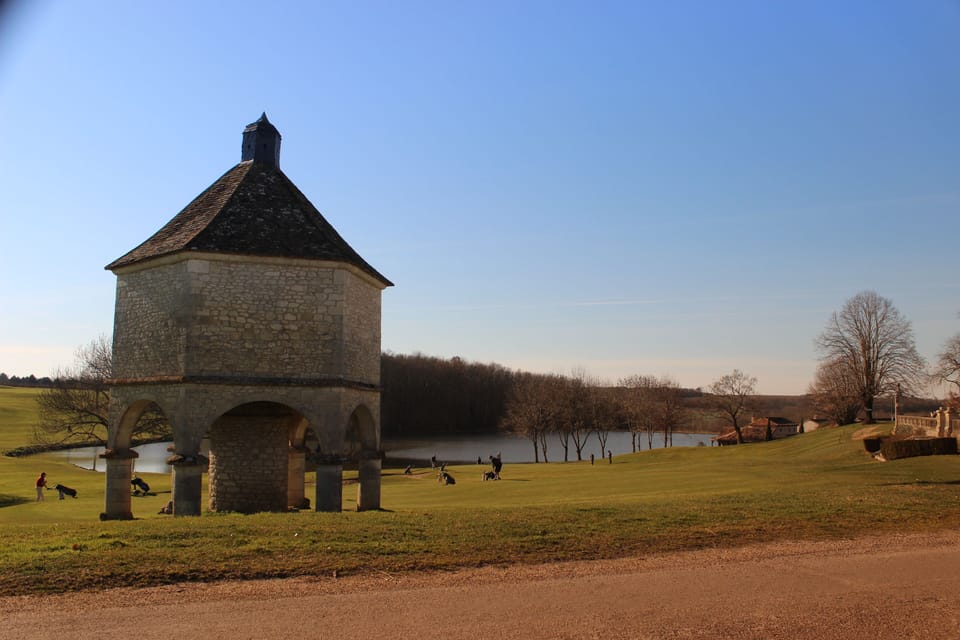 golf course
