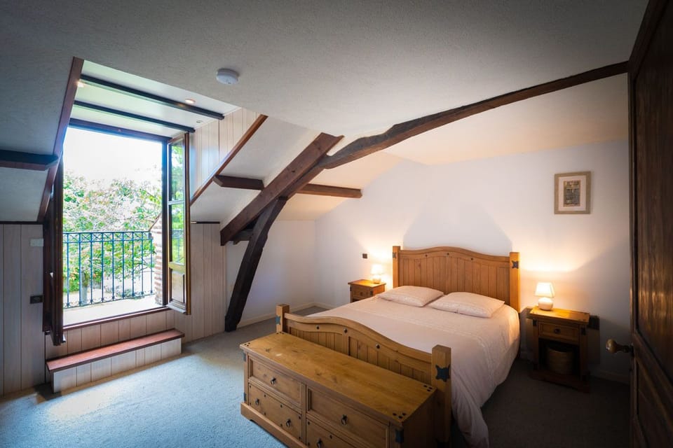 Double bedroom with balcony and views to Pyrenees