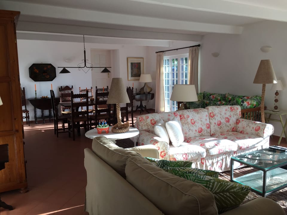 Room 1 (double bed)