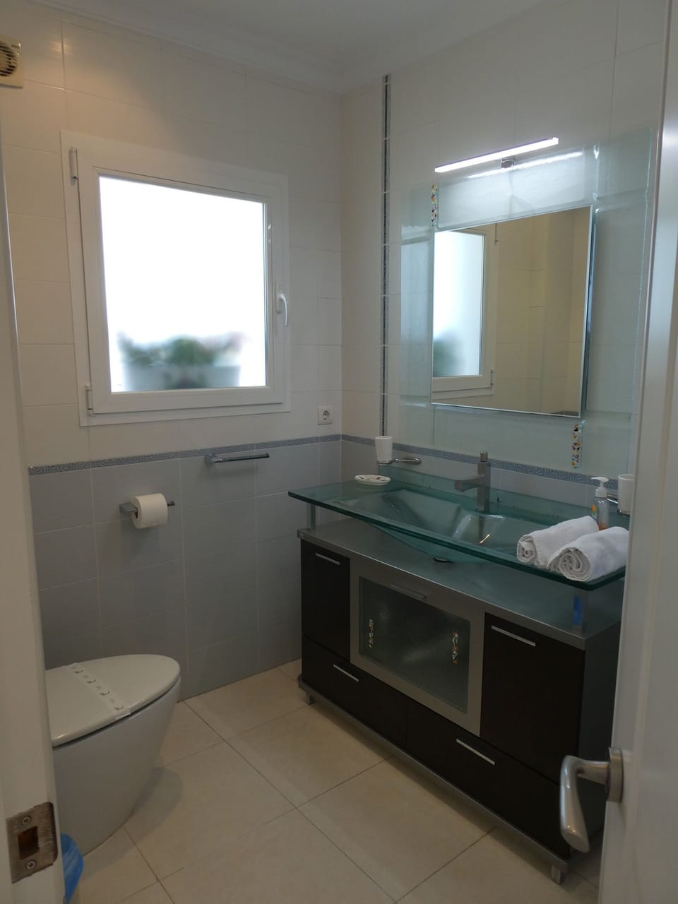 Master en suite Shower Room