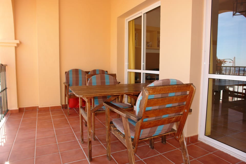 Carabeo 2000 2.3: Terrace next to the living  and accessible from  kitchen