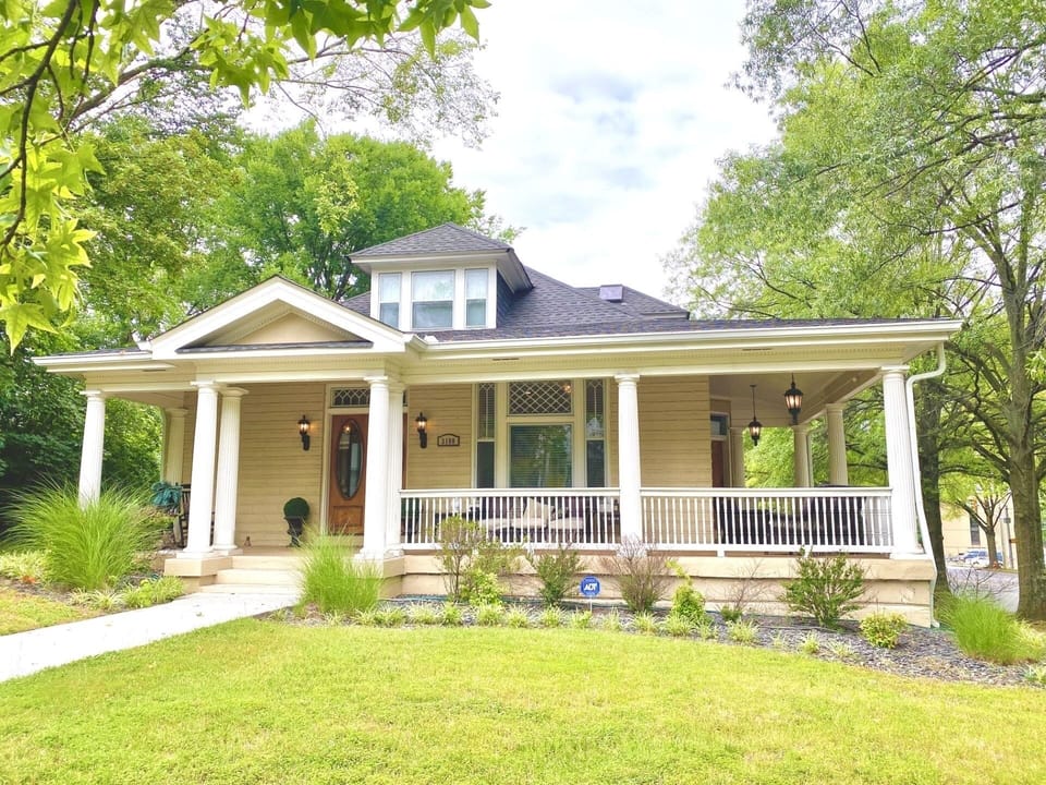 Full Victorian Home on its own lot right by Vanderbilt University near downtown.