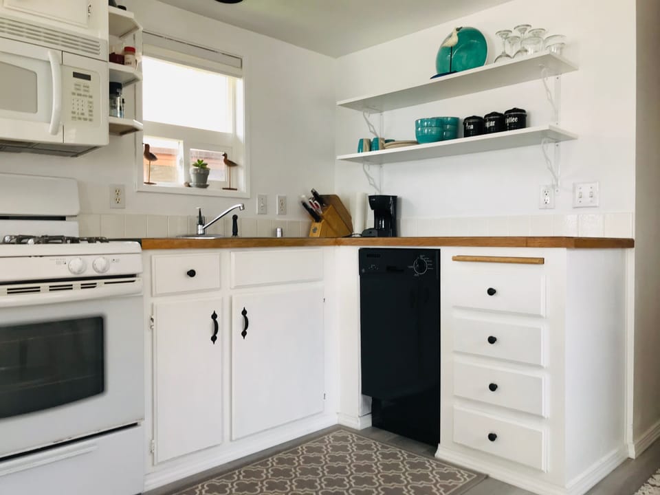 Great space for cooking if tired of the yummy Brookings restaurants or Casino.