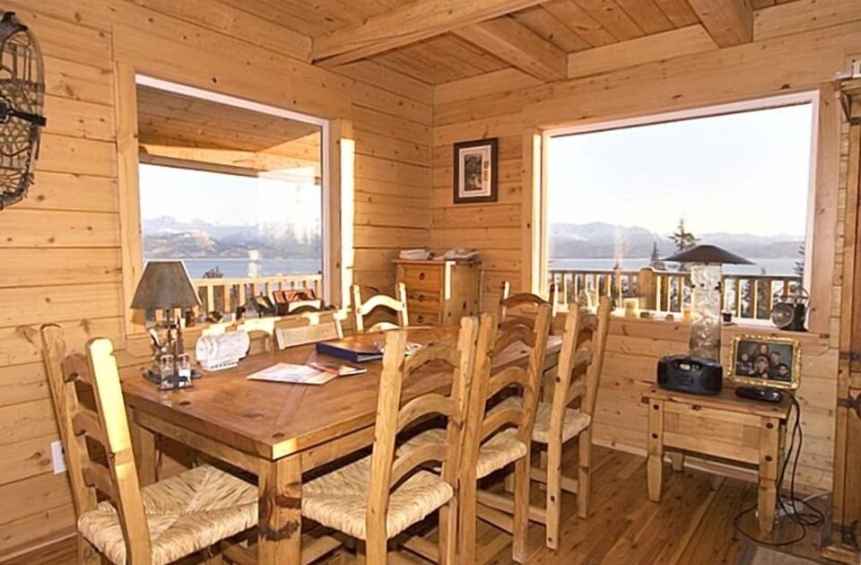 Sit down to a meal with plenty windows to enjoy the views.