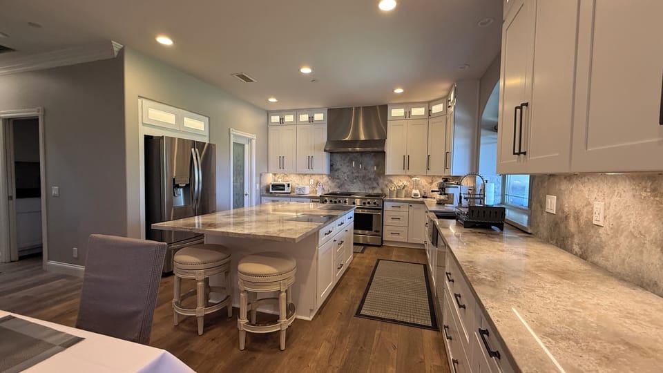 New modern kitchen remodeled May 2026. All modern appliances and amenities.