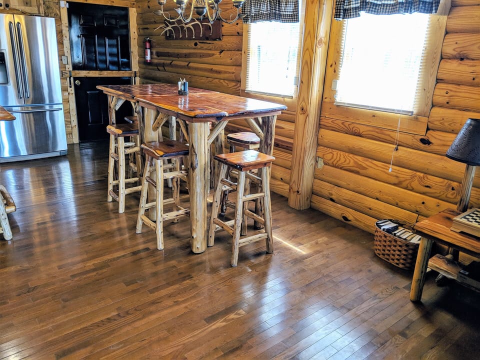 Open cabin concept leaves plenty of room to move around.  Custom cedar table. 
