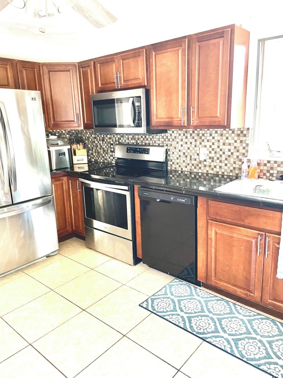 Main Floor Kitchen