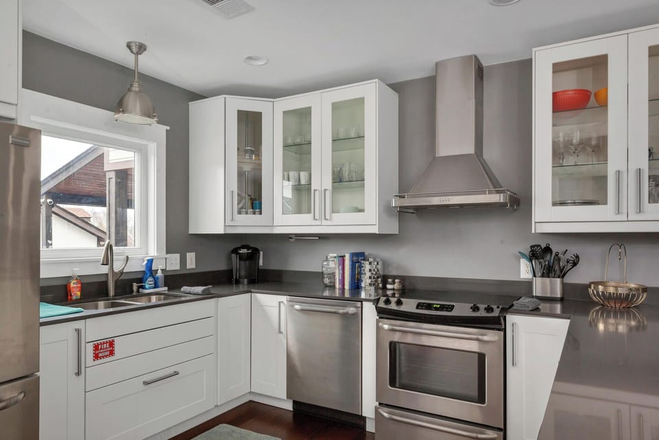 Full sized appliances. 
