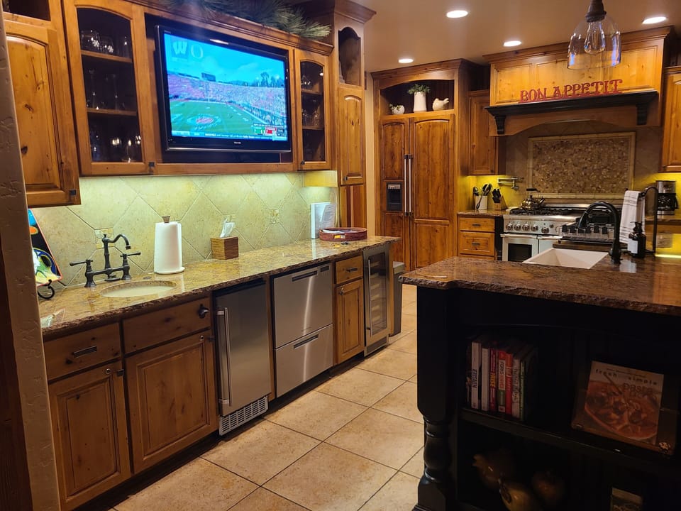 Kitchen and TV, wet bar, ice machine, wine cooler, two dishwashers