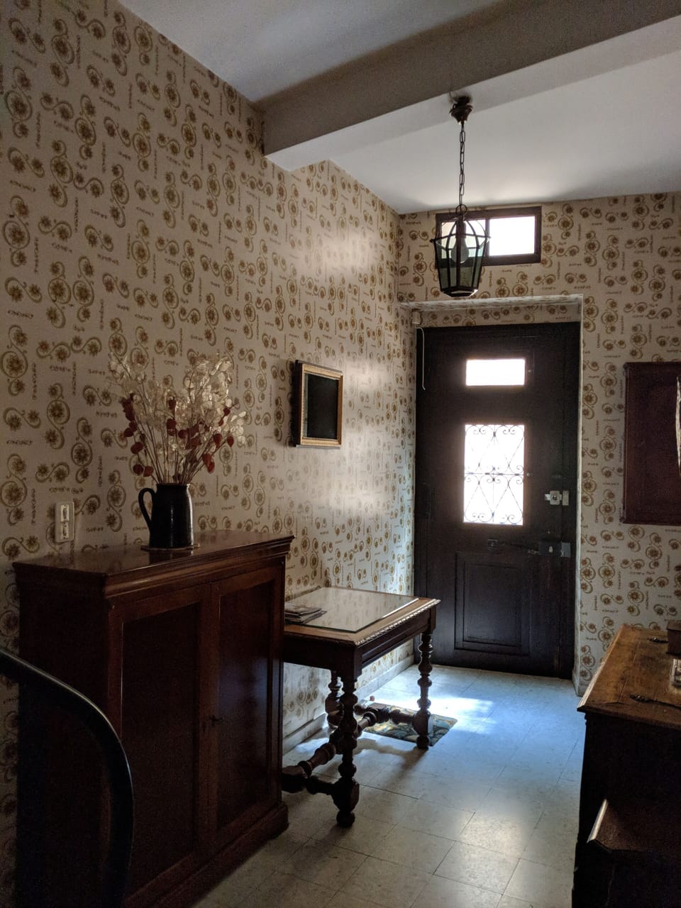 'Pink' room