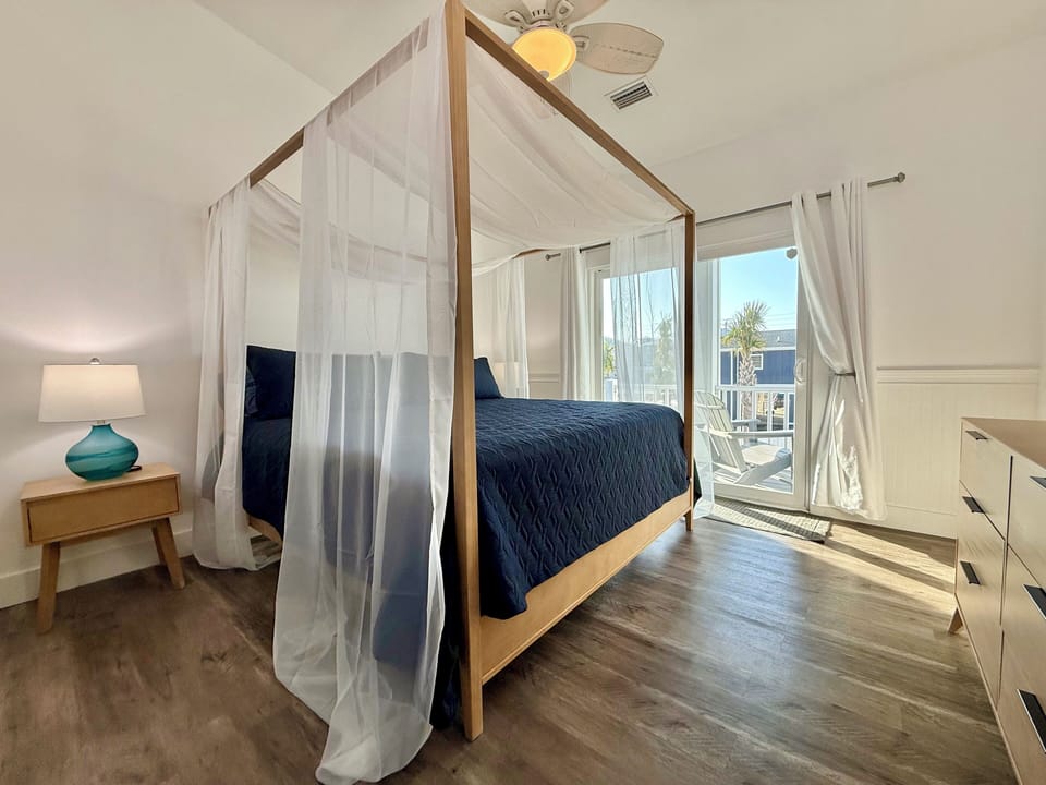 Brand new canopy beds and furniture. all bedrooms remodeled March of 2026!