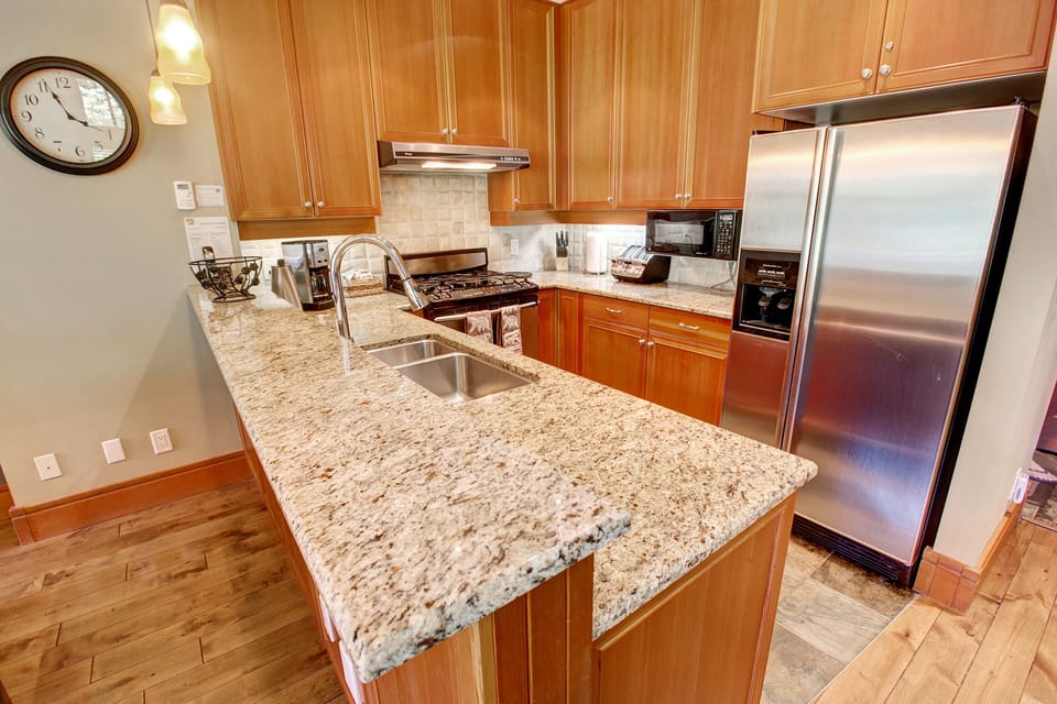 Well appointed gourmet kitchen because you'll want to eat in most of the time.