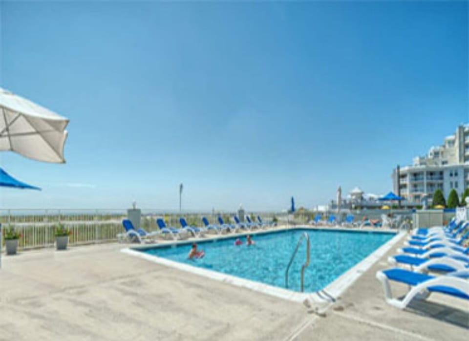 Oceanfront Pool at The President