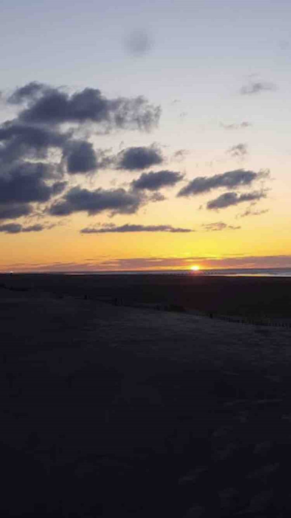 Sunrise at The President