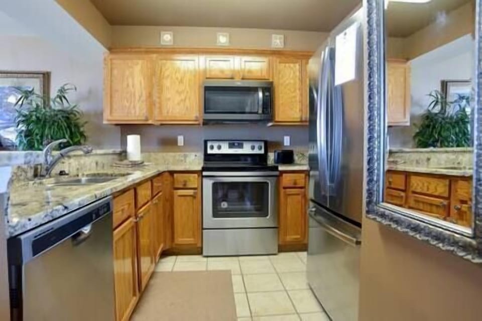 Granite Countertops and Stainless Steel Appliances